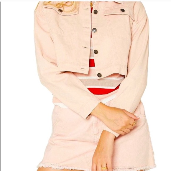 Sadie & Sage Cropped Jean Jacket - Picture 1 of 6